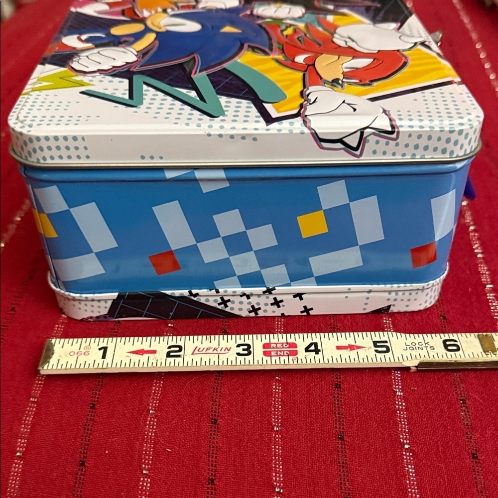 Sonic the Hedgehog Themed Metal Lunchbox with Handle. Like New! - Picture 5 of 7